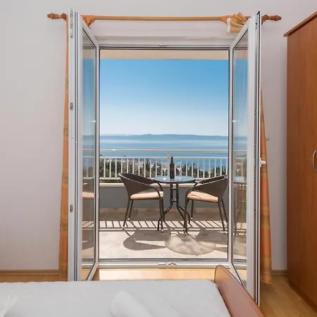 Violeta With Amazing Sea View Apartament Makarska