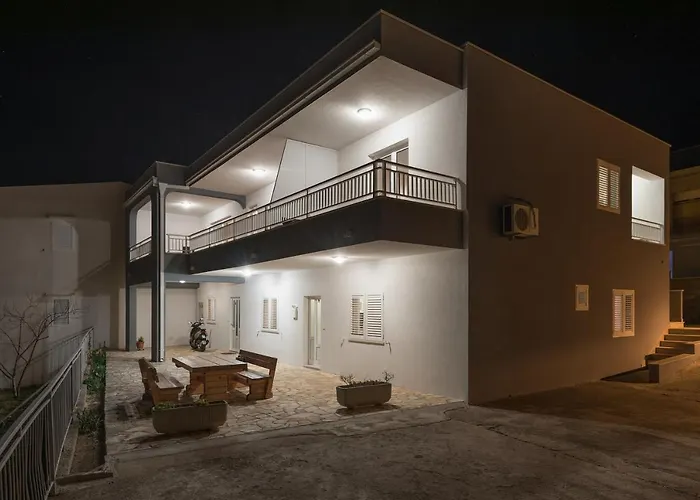Violeta With Amazing Sea View Apartament Makarska