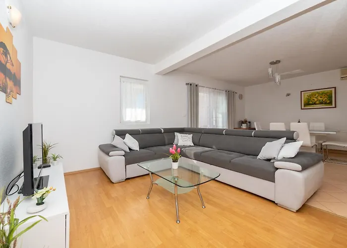 Apartament Violeta With Amazing Sea View Makarska