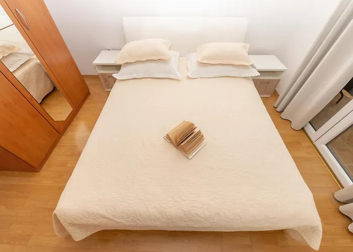 Violeta With Amazing Sea View Apartament Makarska